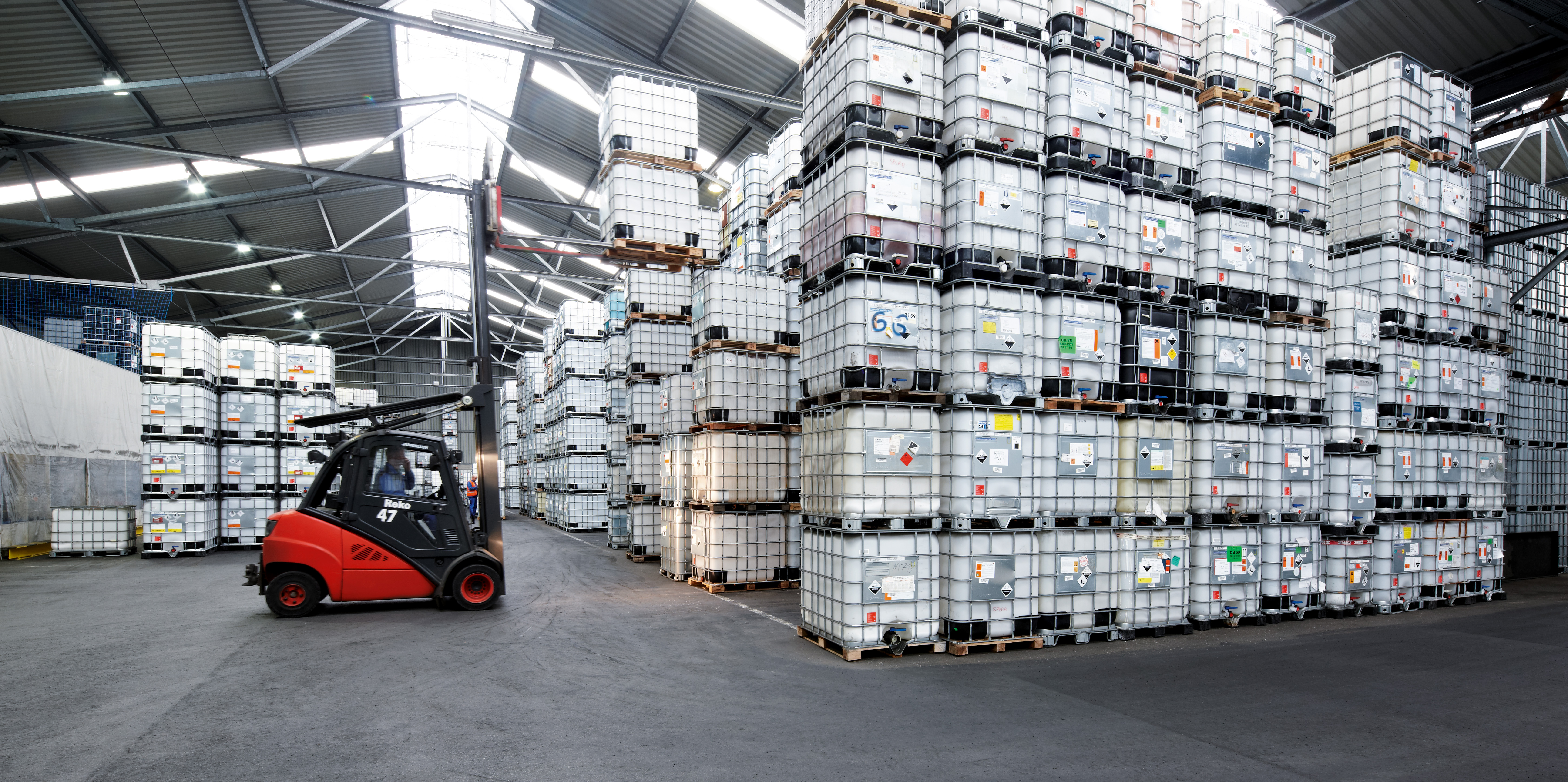 schuetz containers